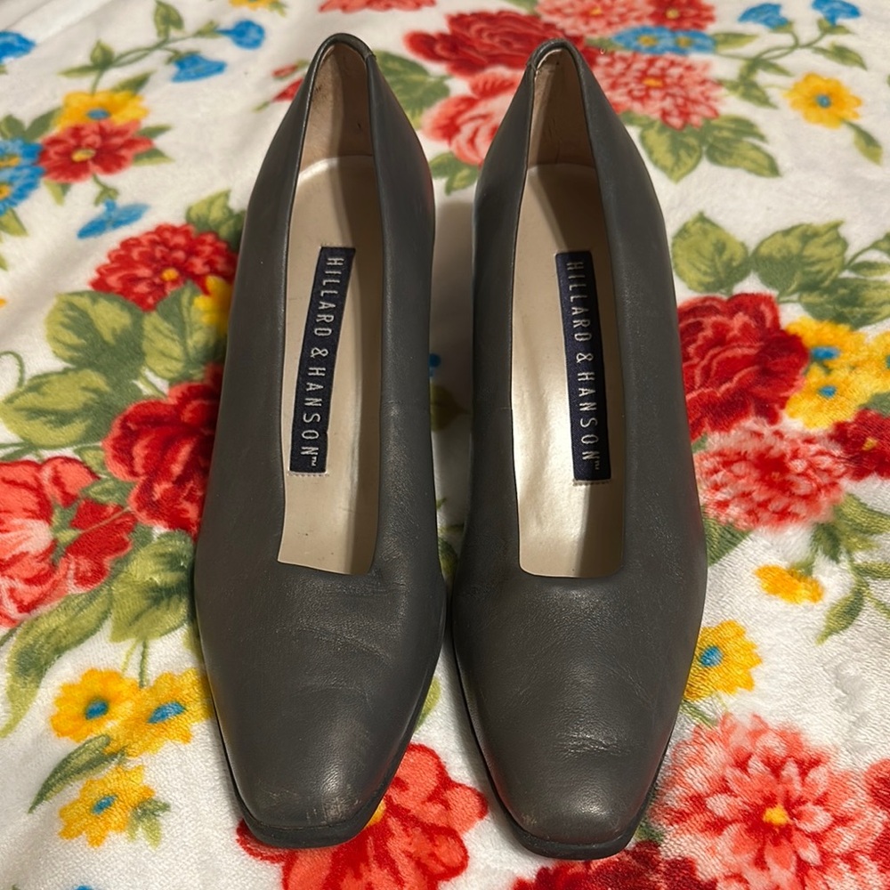 Hillard & Hanson Women's Gray Shoes